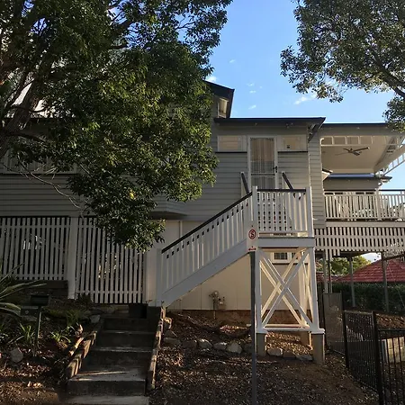 Central Cottage Brisbane Exterior photo